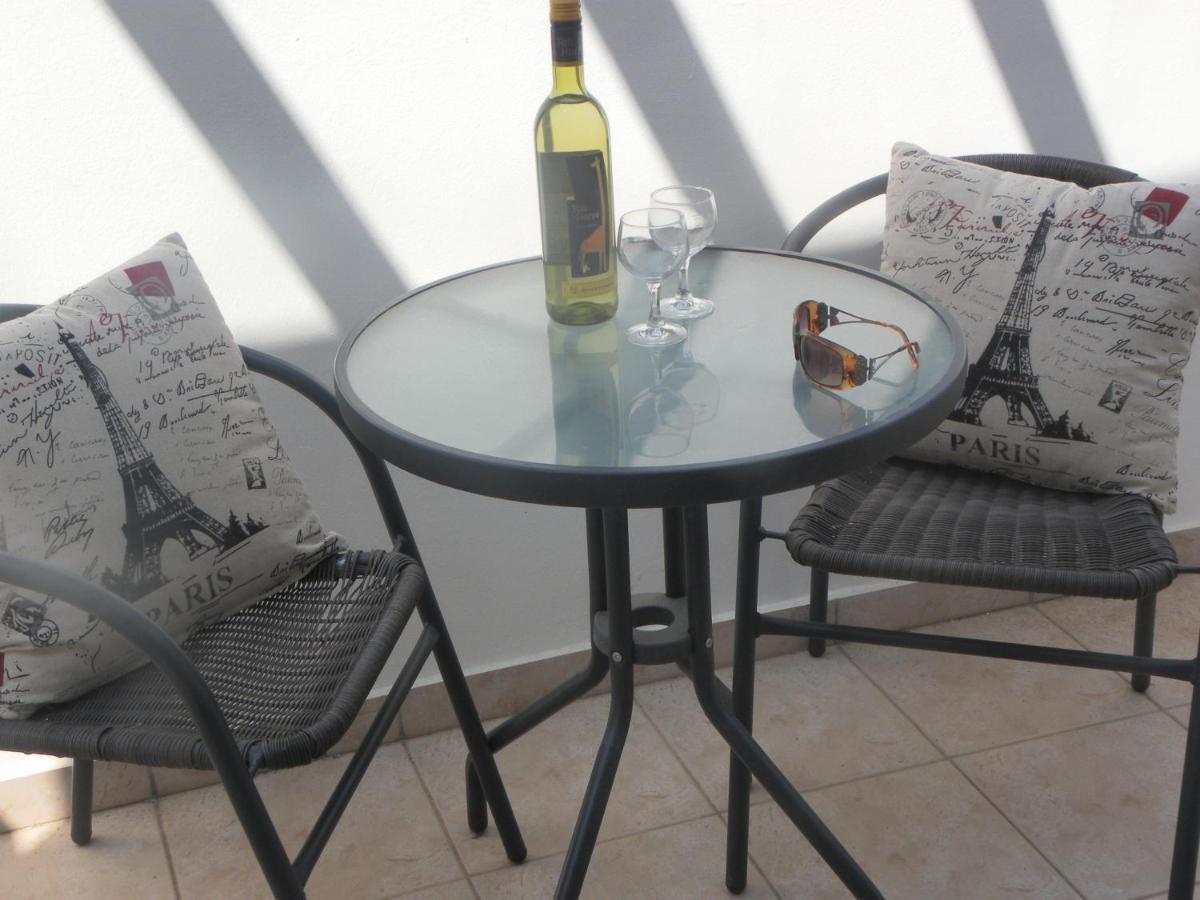 Beautiful studio Z104 in Vanessa Complex Peyia Exterior foto