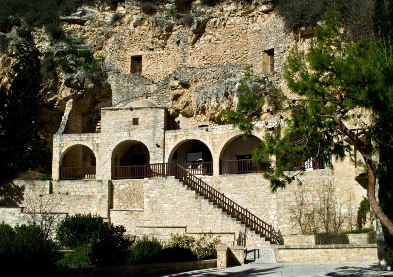 Beautiful studio Z104 in Vanessa Complex Peyia Exterior foto